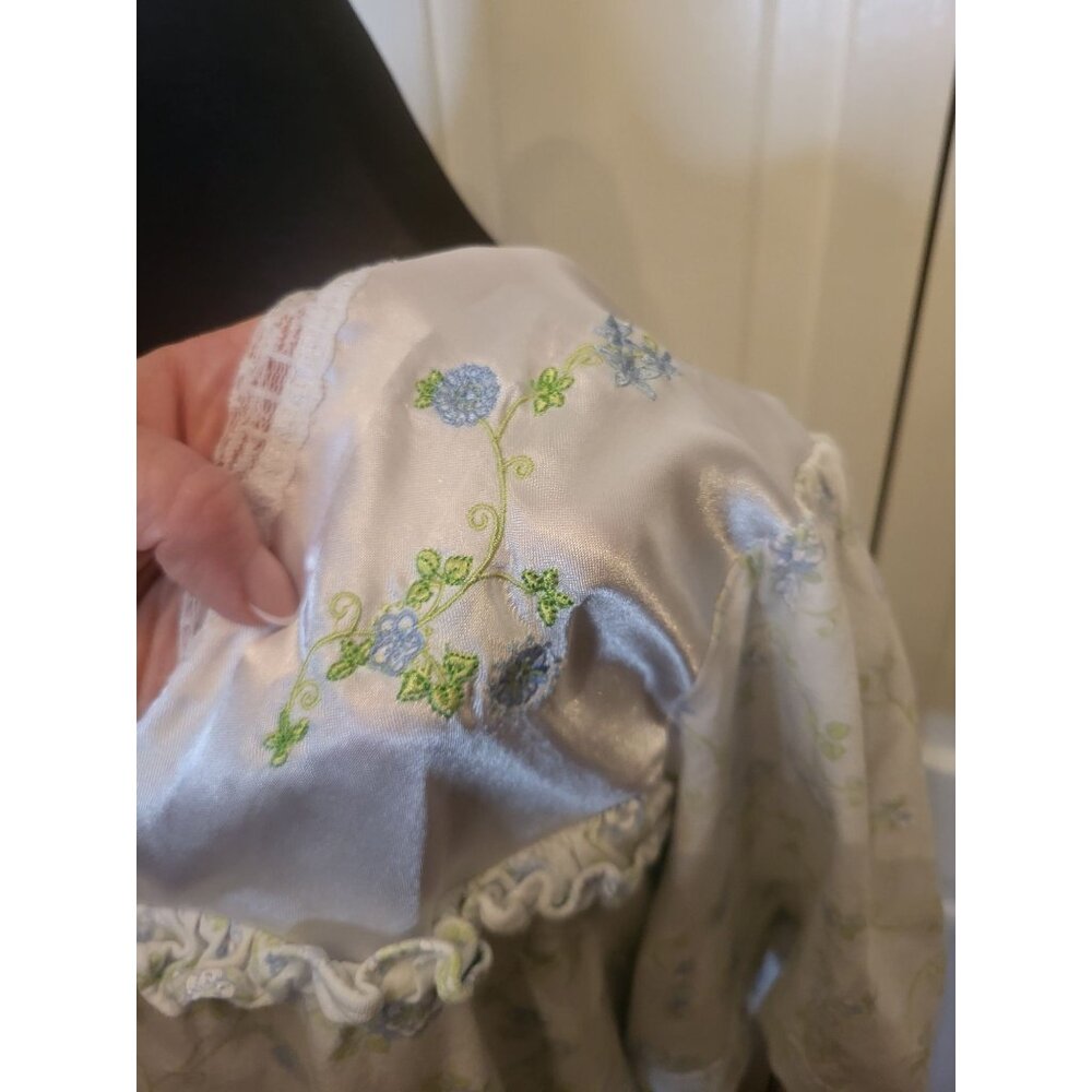 Moon Dance Blue/White  Button Up Gown/Robe XL Bow Embroidery Cottage Tradwife - Picture 4 of 7